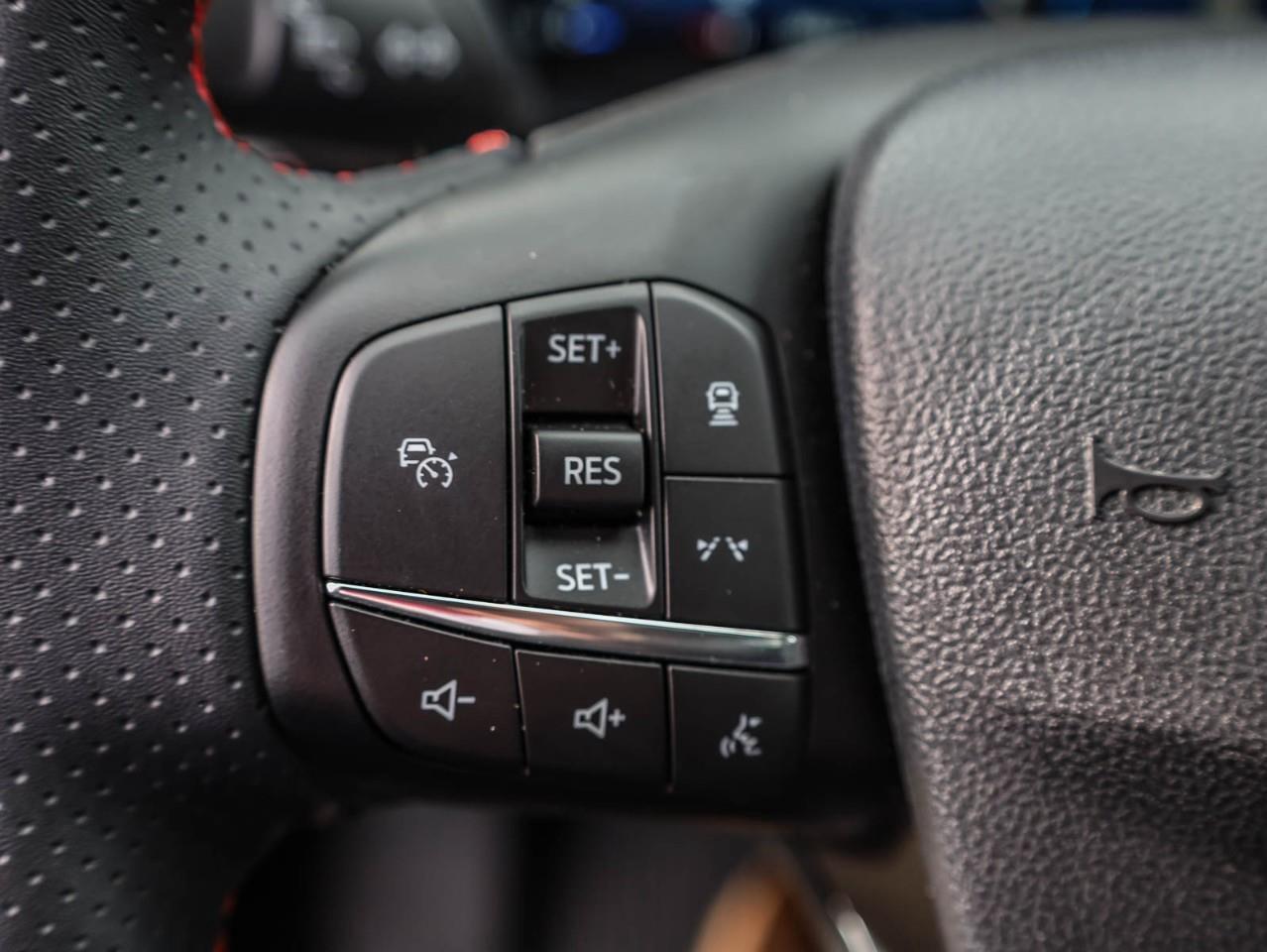 2025 Ford Escape ST-Line Elite 4dr All-Wheel Drive Photo