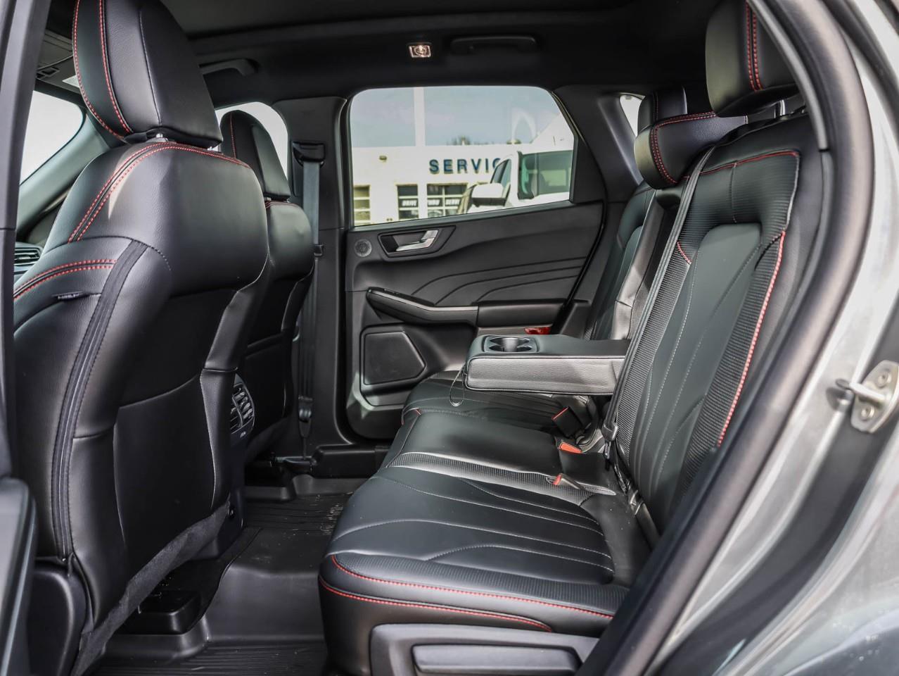 2025 Ford Escape ST-Line Elite 4dr All-Wheel Drive Photo
