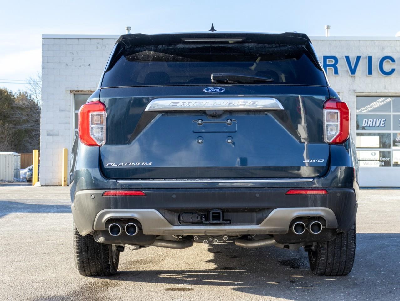 2024 Ford Explorer Platinum 4dr 4x4 Photo