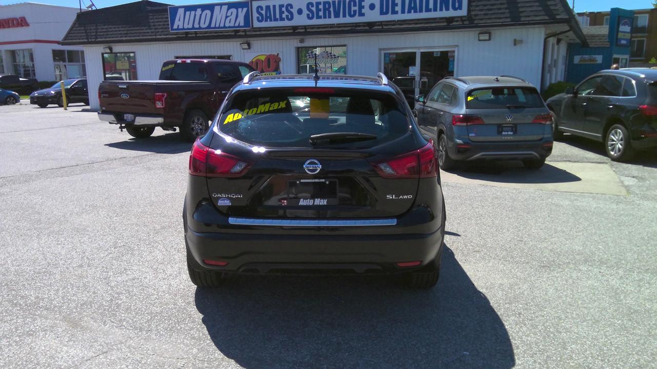 2017 Nissan Qashqai SL (CVT) 4dr All-Wheel Drive Photo