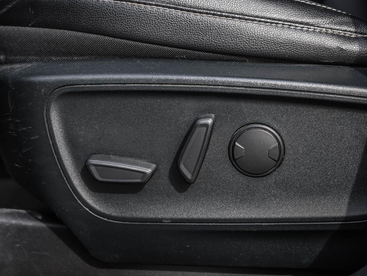 2020 Ford Escape Titanium Hybrid 4dr All-Wheel Drive Photo