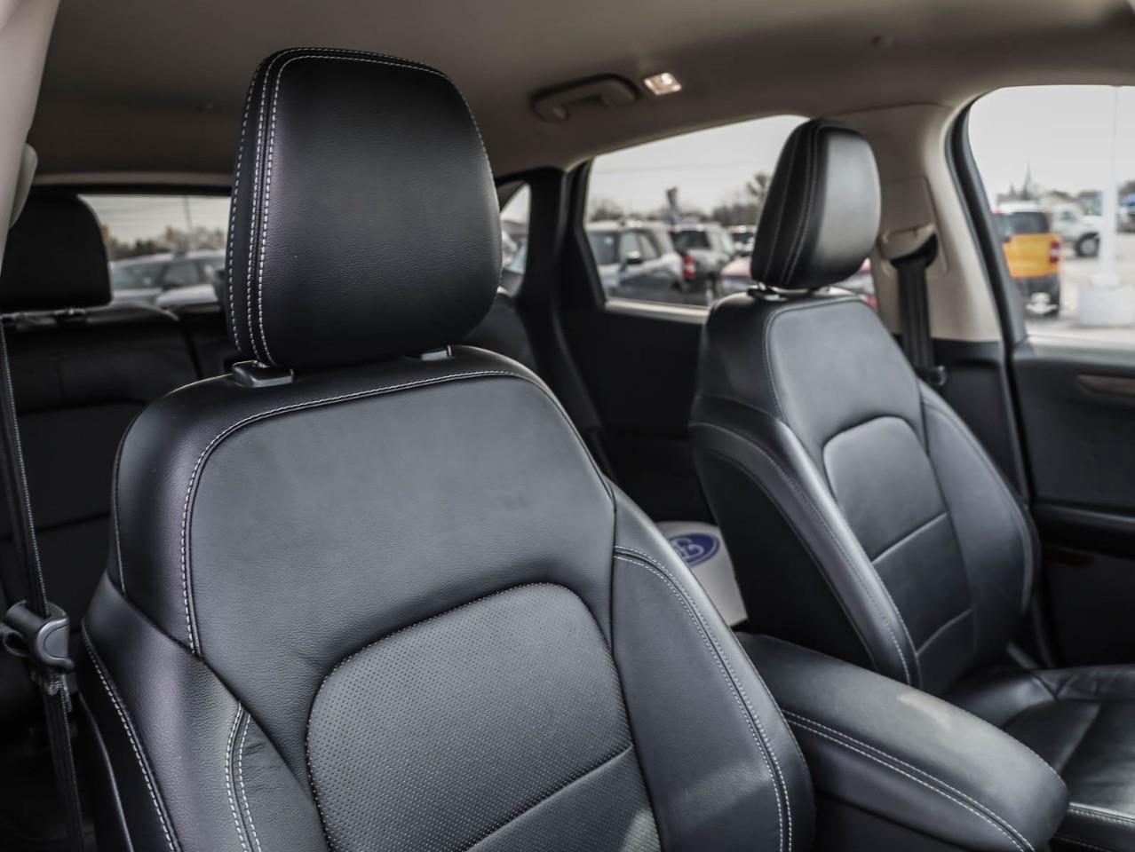2020 Ford Escape Titanium Hybrid 4dr All-Wheel Drive Photo