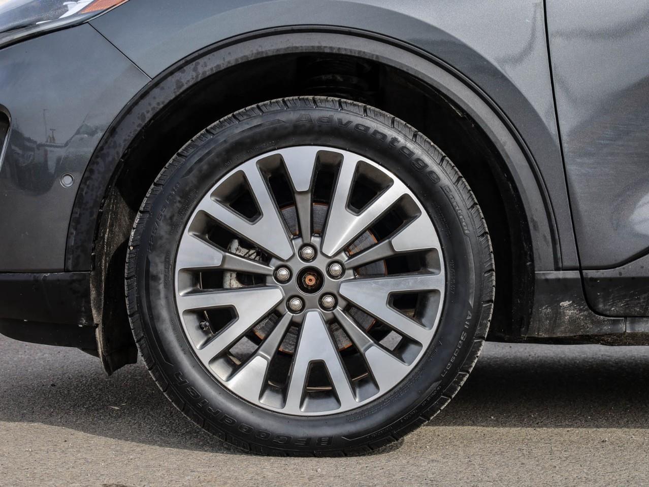 2020 Ford Escape Titanium Hybrid 4dr All-Wheel Drive Photo