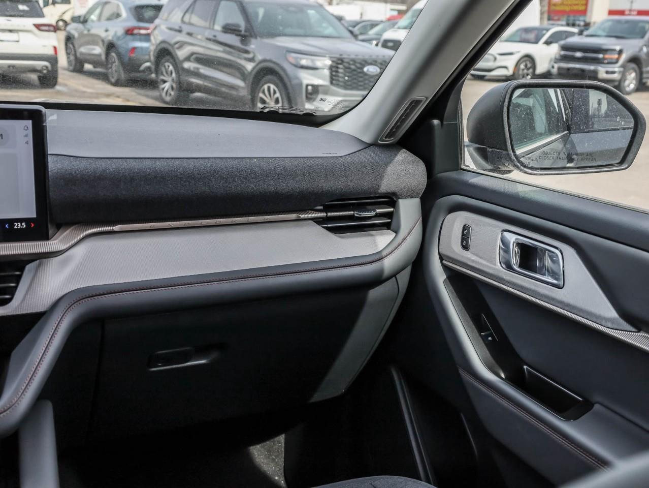 2026 Ford Explorer Active 4dr 4x4 Photo
