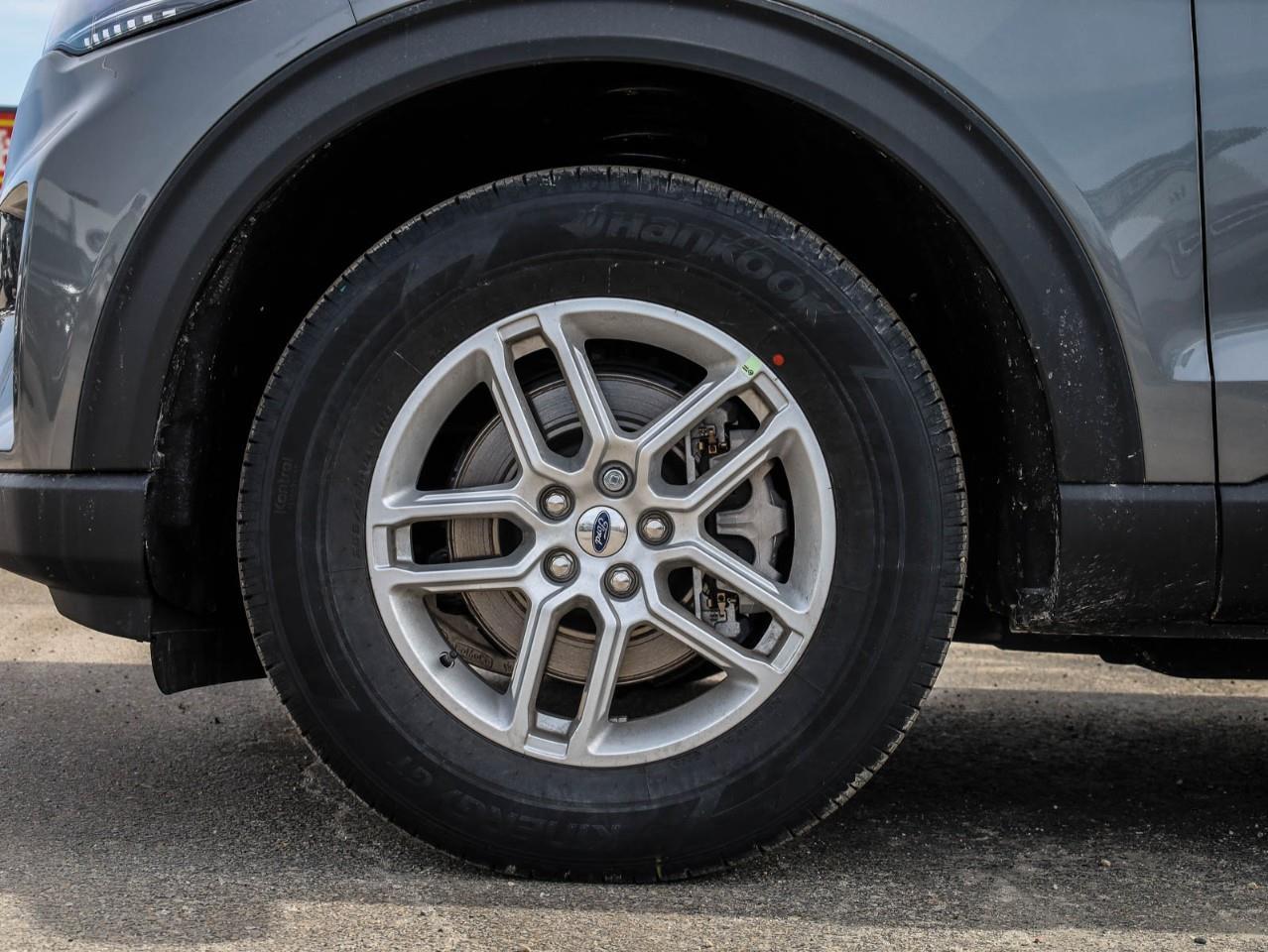 2026 Ford Explorer Active 4dr 4x4 Photo