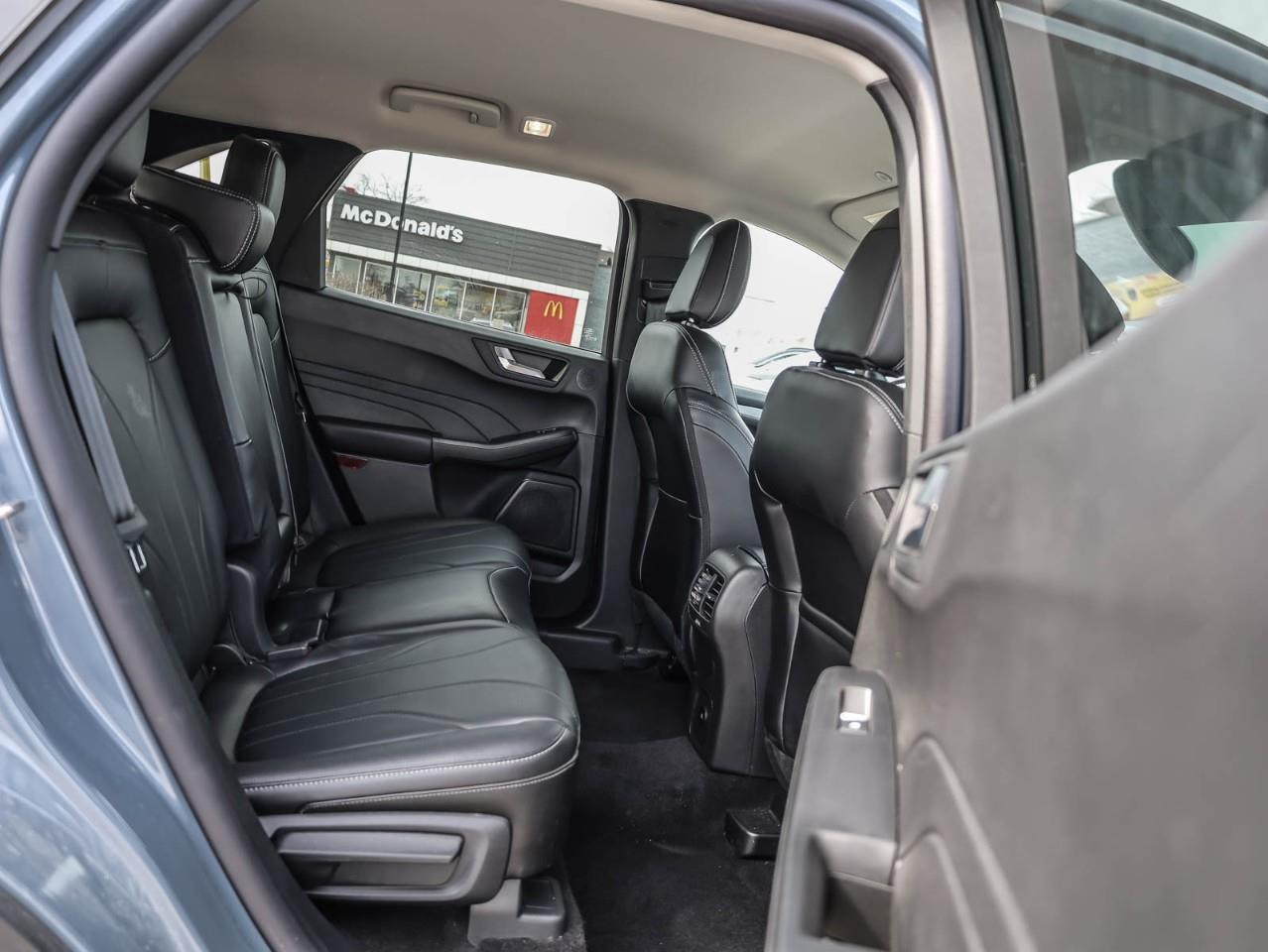 2025 Ford Escape PHEV 4dr Front-Wheel Drive Photo