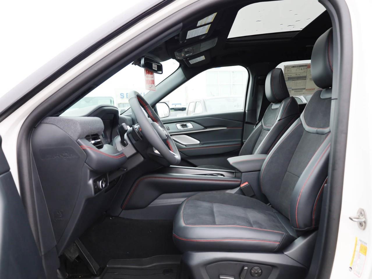 2026 Ford Explorer ST 4dr 4x4 Photo