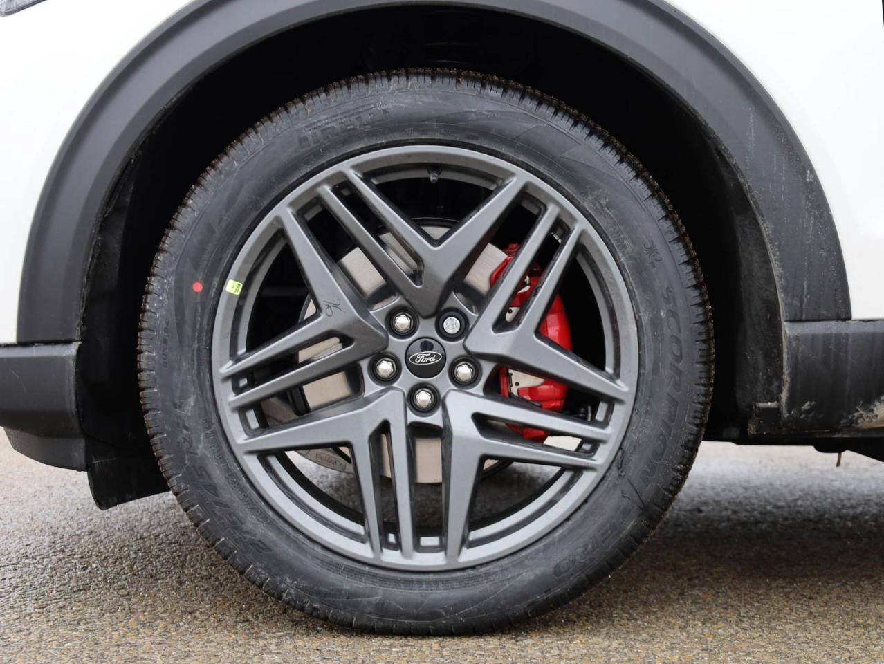 2026 Ford Explorer ST 4dr 4x4 Photo