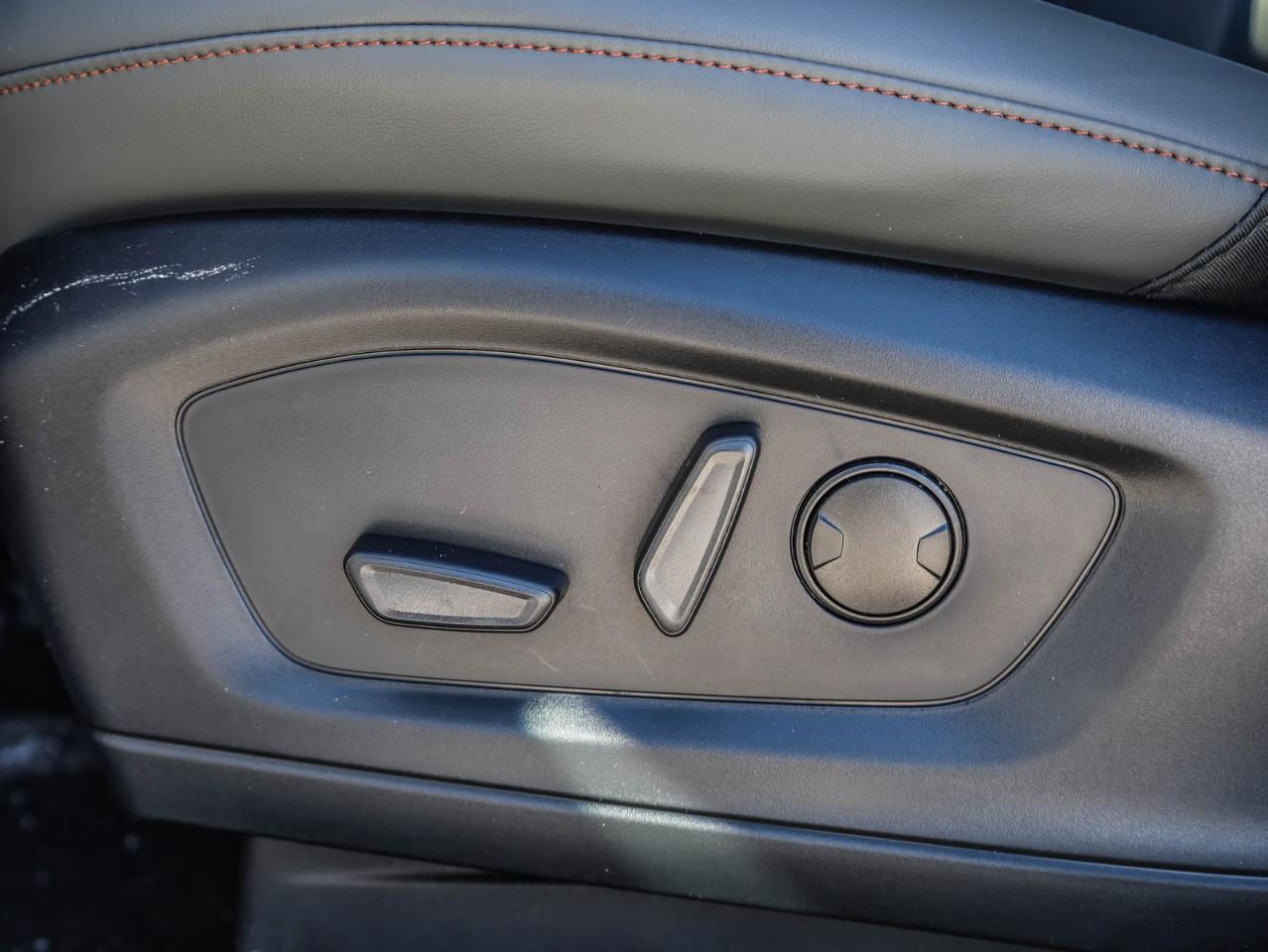 2026 Ford Explorer Active 4dr 4x4 Photo