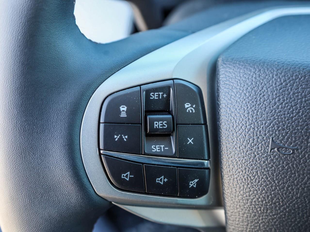 2026 Ford Explorer Active 4dr 4x4 Photo