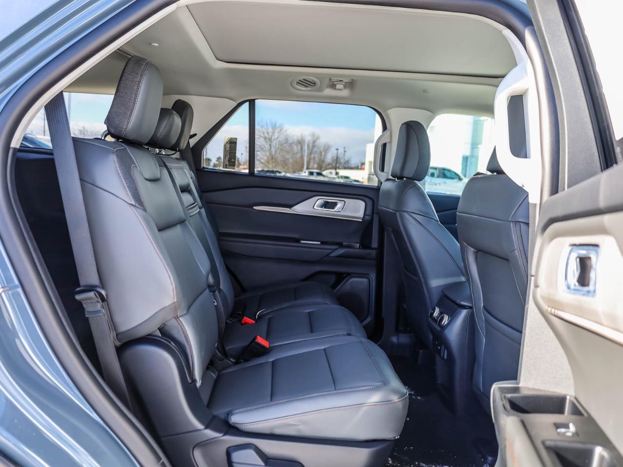 2026 Ford Explorer Active 4dr 4x4 Photo