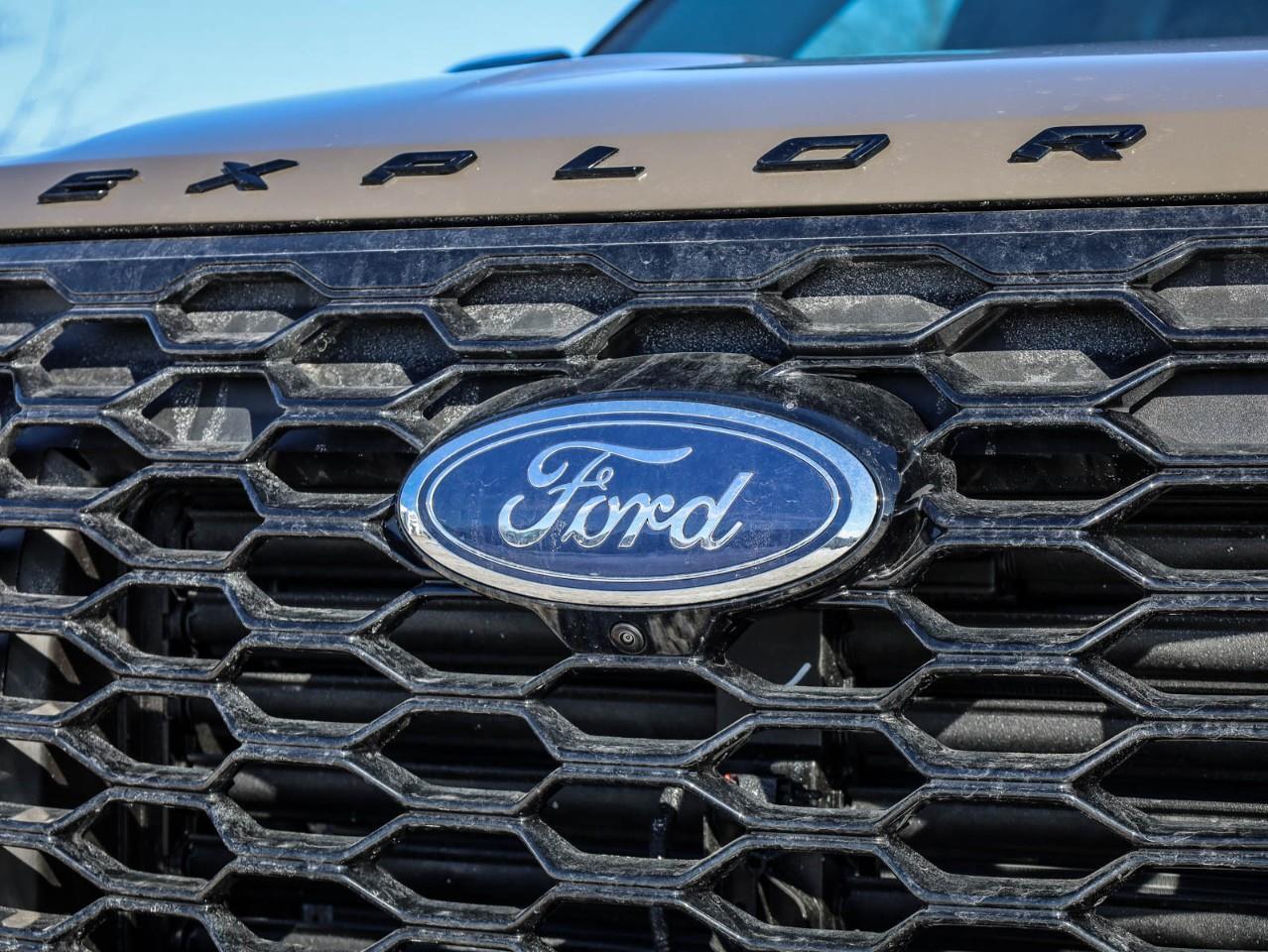 2026 Ford Explorer ST 4dr 4x4 Photo