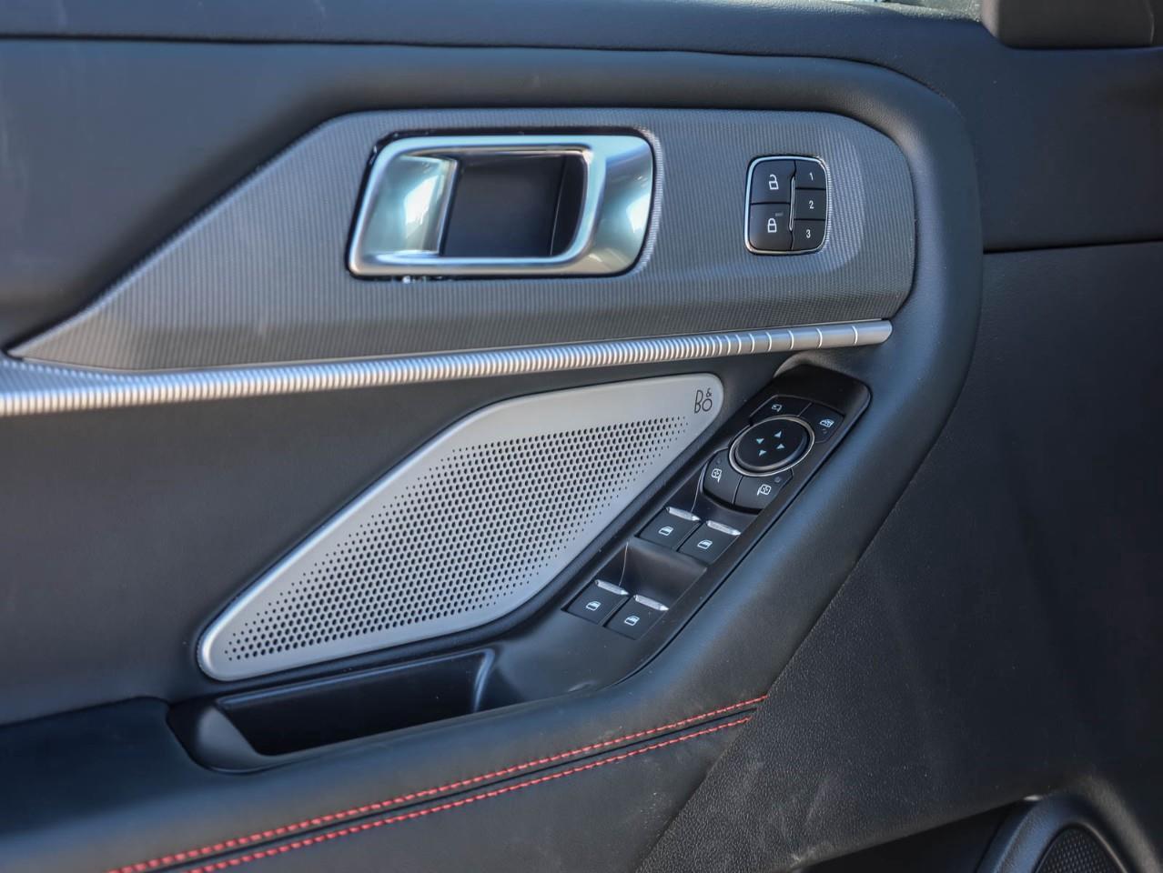 2026 Ford Explorer ST 4dr 4x4 Photo