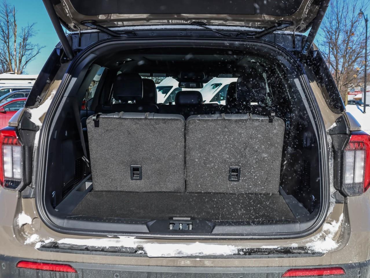 2026 Ford Explorer ST 4dr 4x4 Photo