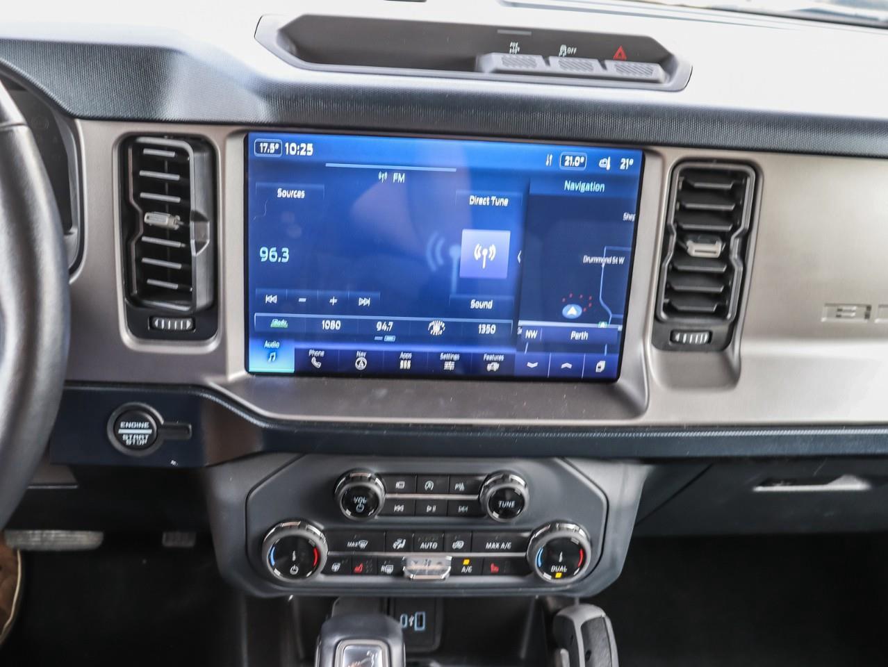 2022 Ford Bronco Outer Banks 4dr 4x4 Photo