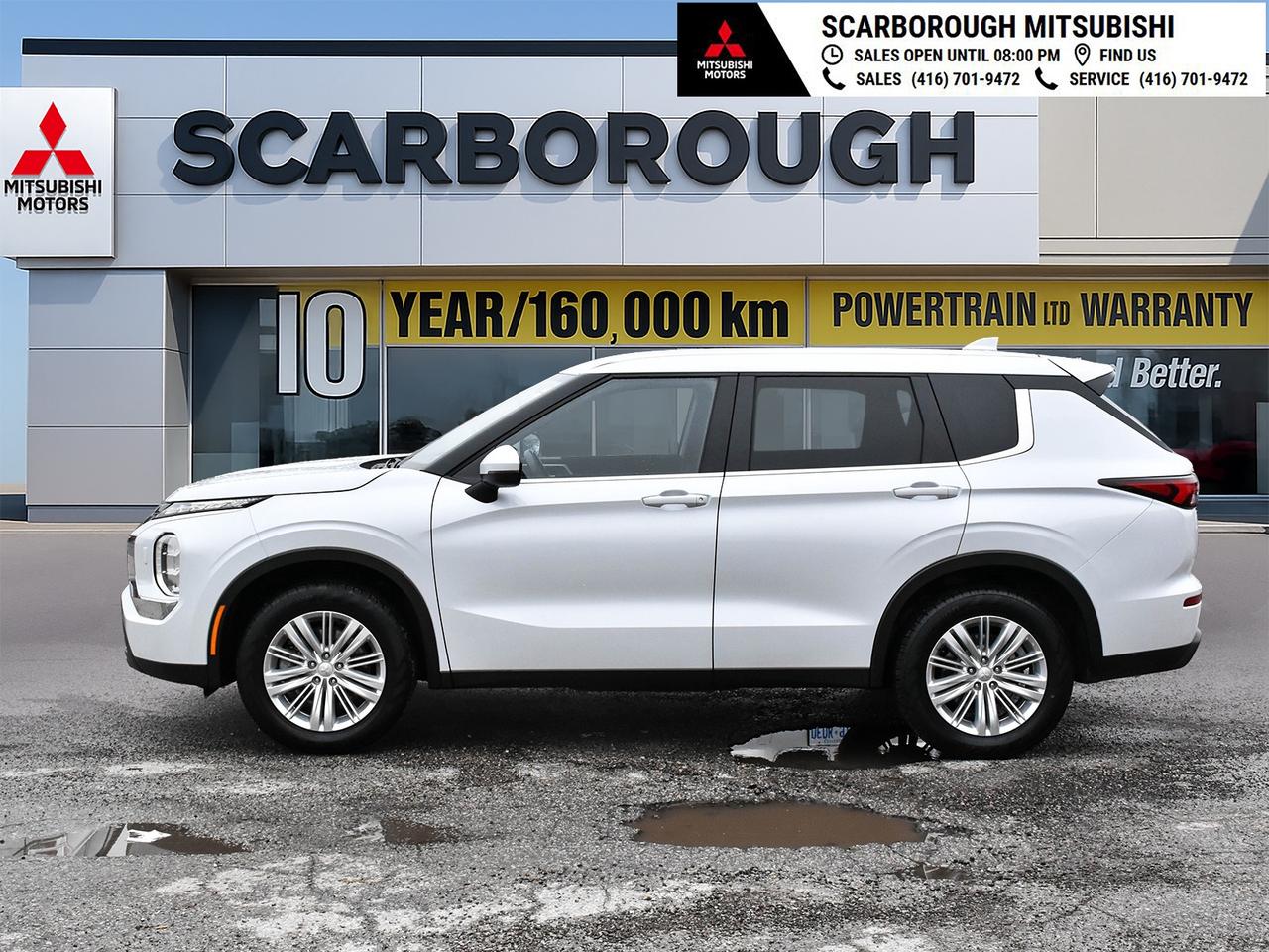 2024 Mitsubishi Outlander ES   4WD   Apple Carplay I  Rear camera Photo2