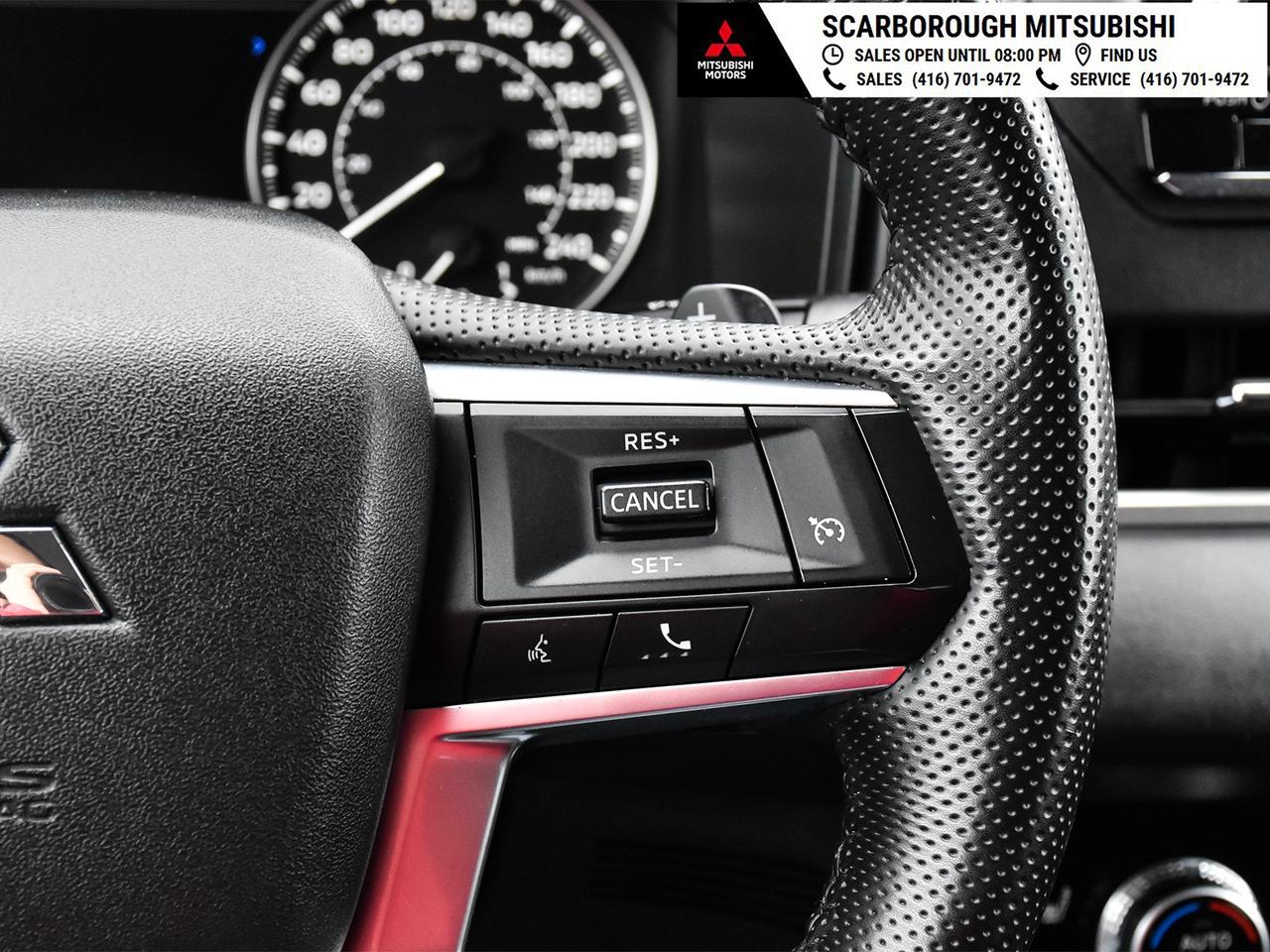 2024 Mitsubishi Outlander ES   4WD   Apple Carplay I  Rear camera Photo