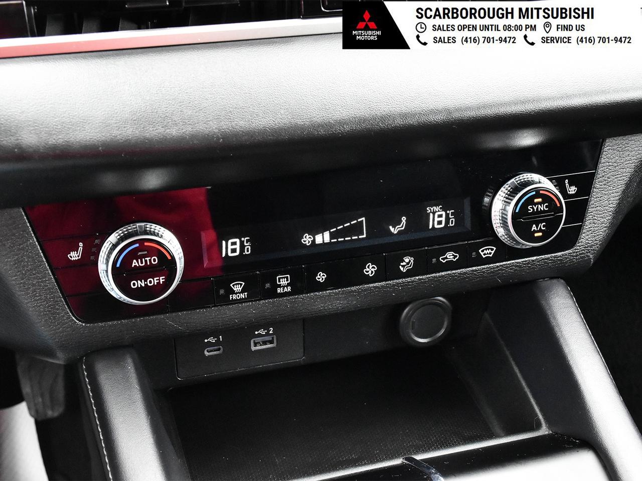 2024 Mitsubishi Outlander ES   4WD   Apple Carplay I  Rear camera Photo