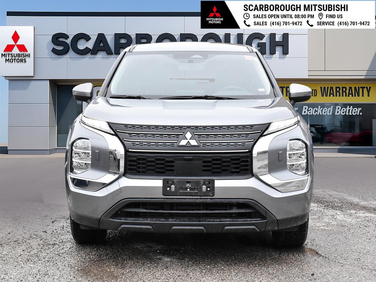 2024 Mitsubishi Outlander ES   4WD   Apple Carplay  Rear camera Photo