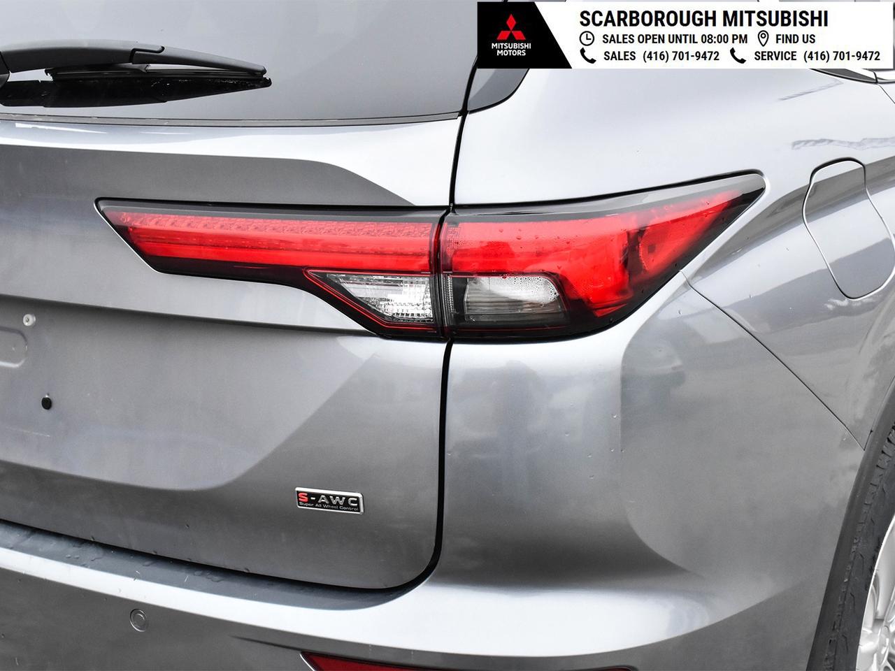 2024 Mitsubishi Outlander ES   4WD   Apple Carplay  Rear camera Photo