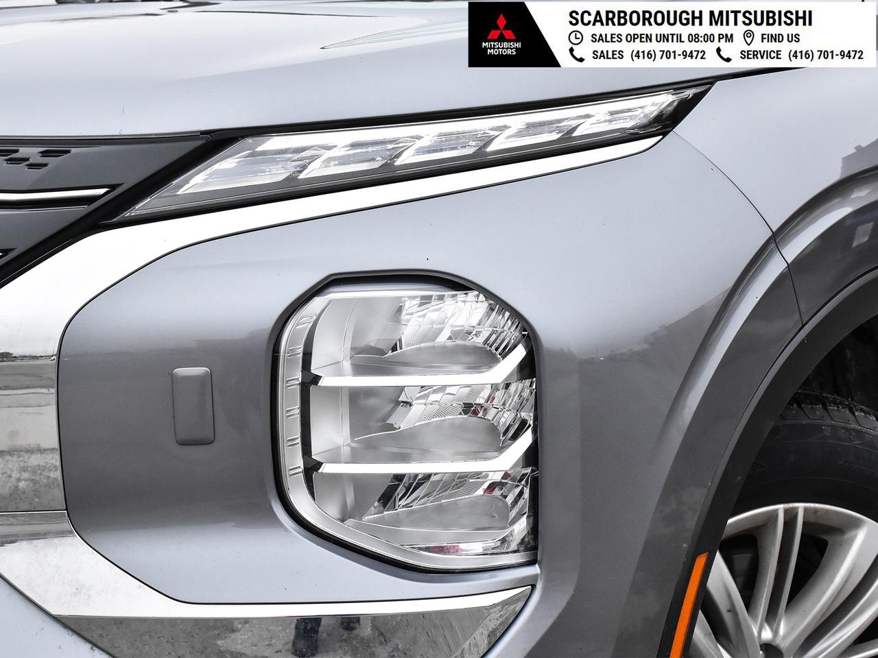 2024 Mitsubishi Outlander ES   4WD   Apple Carplay  Rear camera Photo