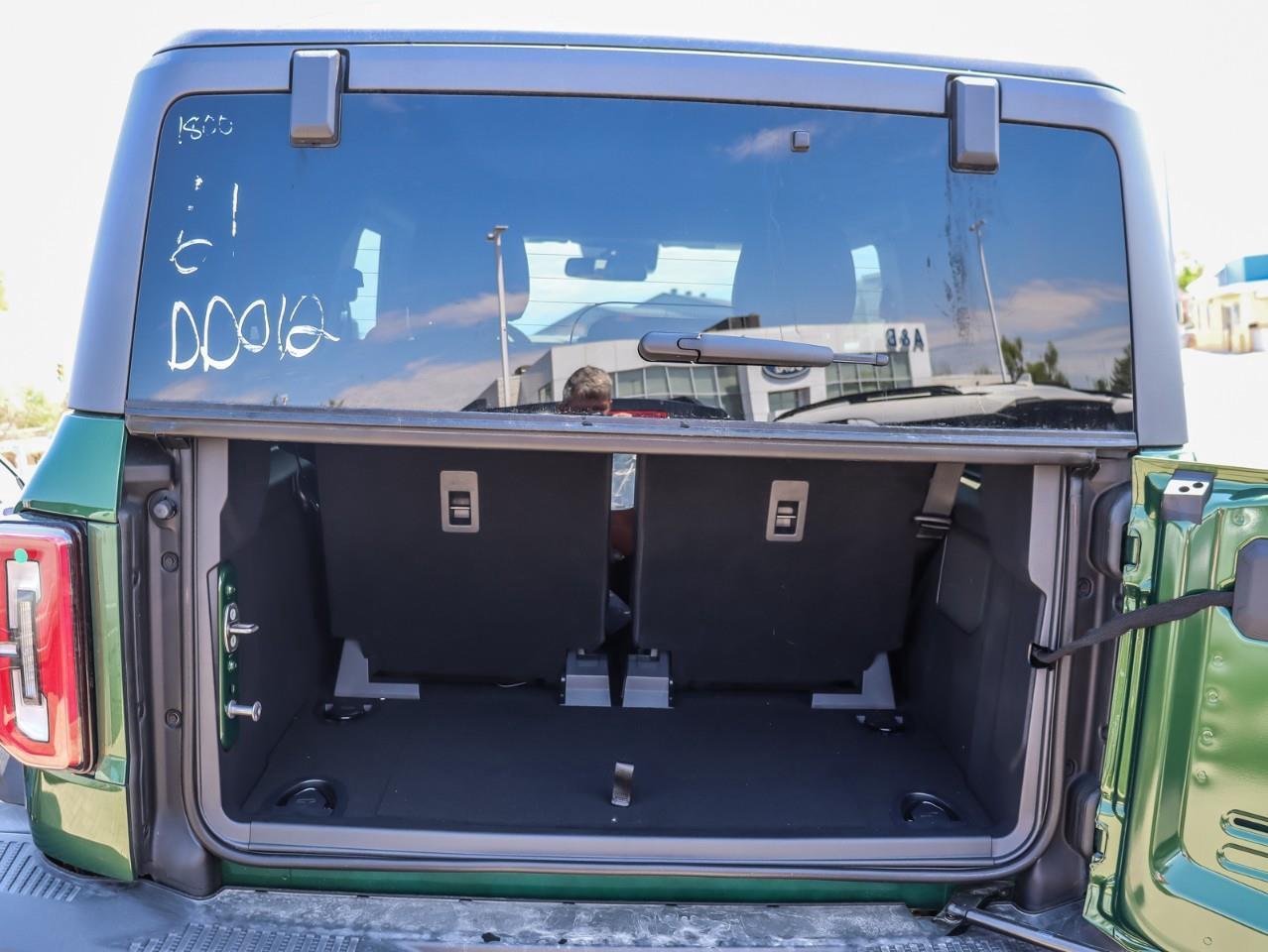 2024 Ford Bronco Badlands 2dr 4x4 Photo