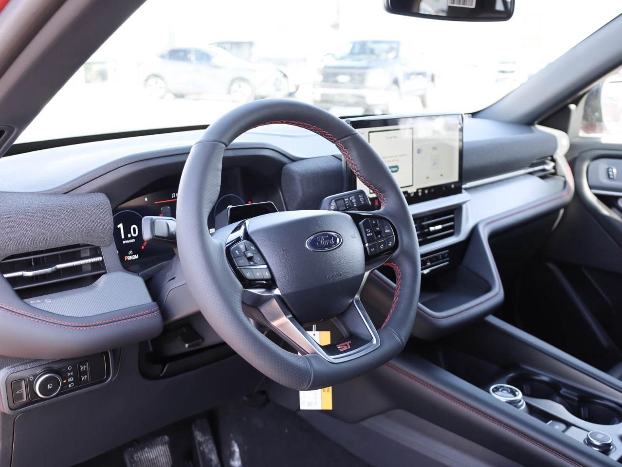 2026 Ford Explorer ST 4dr 4x4 Photo