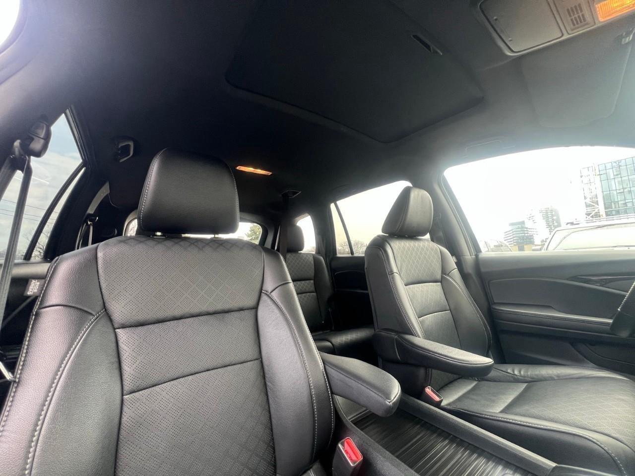 2023 Honda Passport Touring 4dr All-Wheel Drive Photo