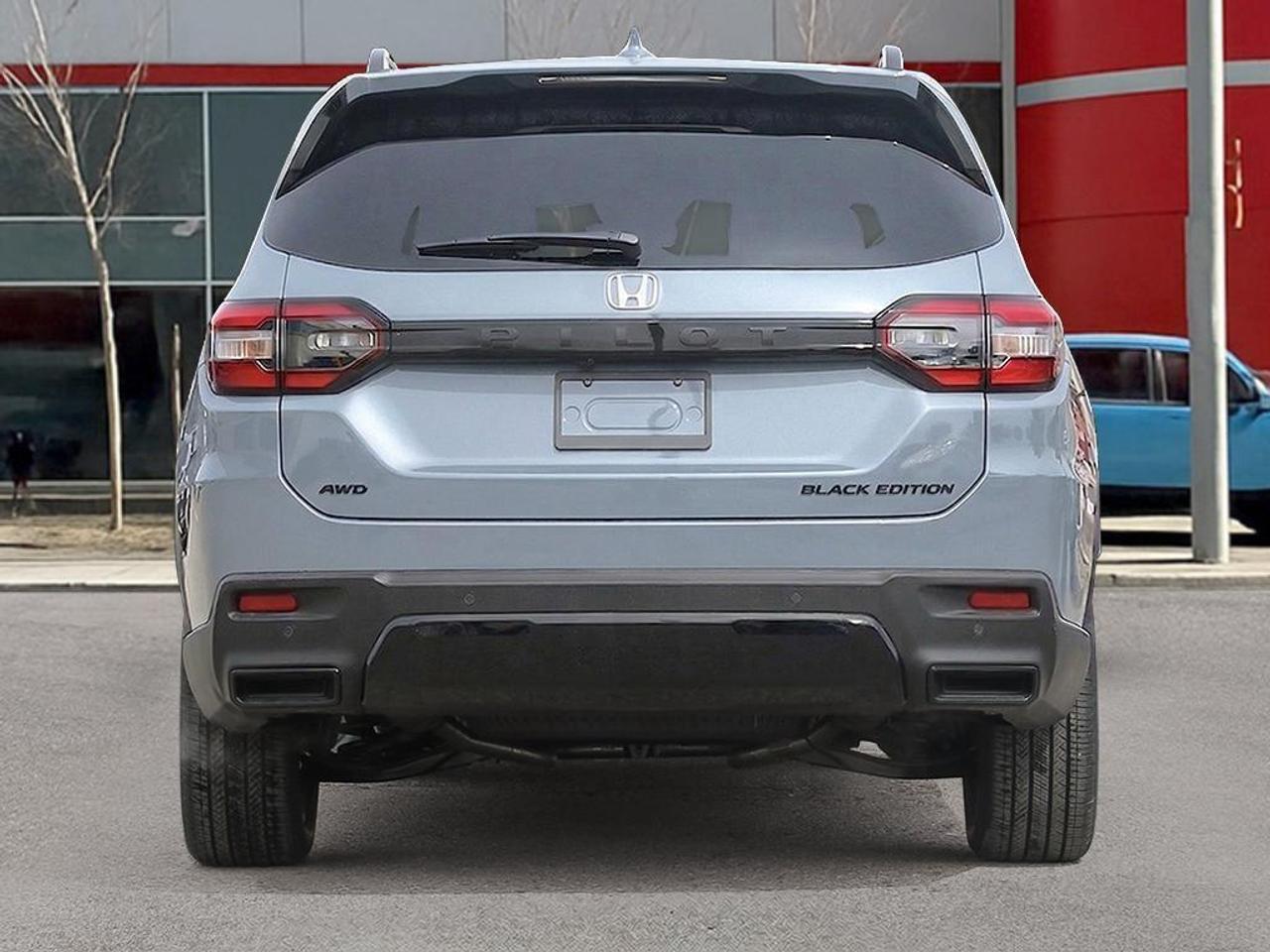 2026 Honda Pilot Black Edition 4dr All-Wheel Drive Photo4