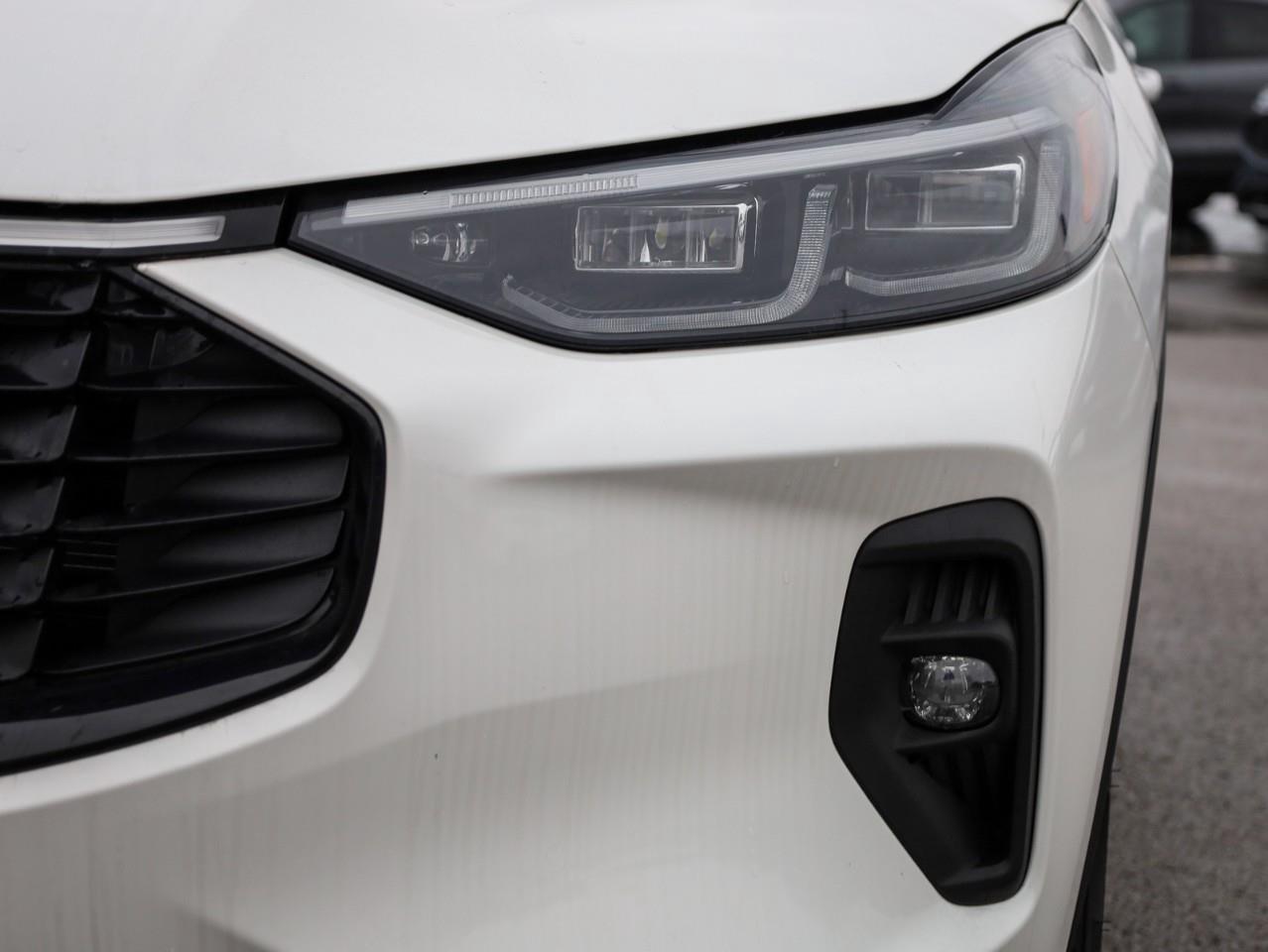 2025 Ford Escape PHEV 4dr Front-Wheel Drive Photo