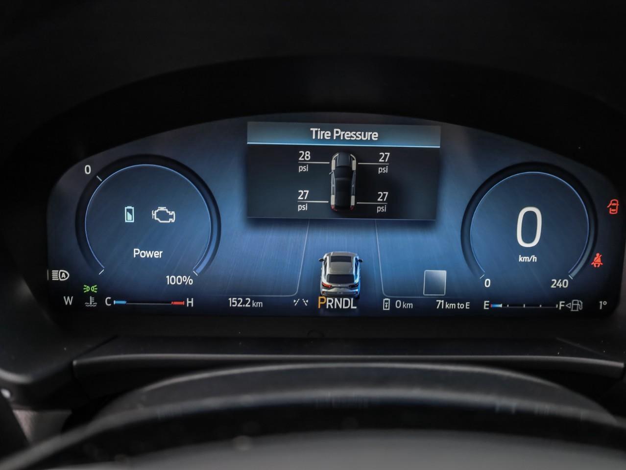 2025 Ford Escape PHEV 4dr Front-Wheel Drive Photo