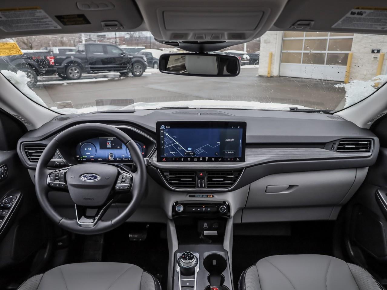 2025 Ford Escape PHEV 4dr Front-Wheel Drive Photo