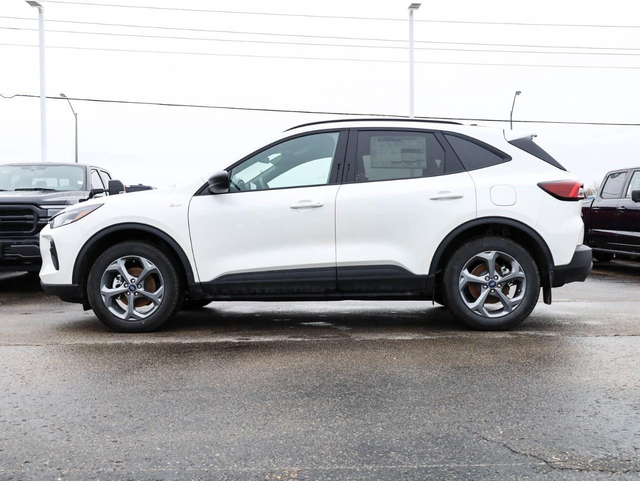 2026 Ford Escape ST-Line 4dr All-Wheel Drive Photo4