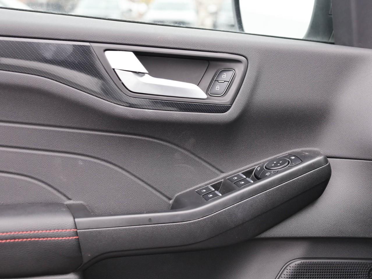 2026 Ford Escape ST-Line 4dr All-Wheel Drive Photo