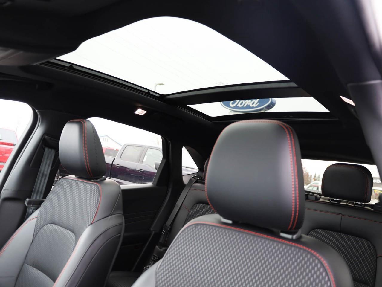 2026 Ford Escape ST-Line 4dr All-Wheel Drive Photo