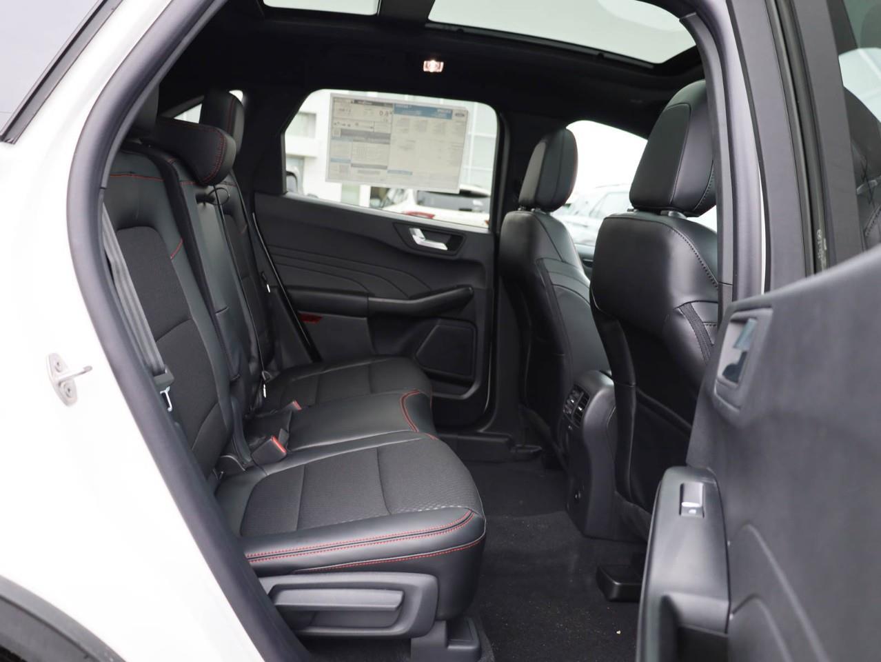 2026 Ford Escape ST-Line 4dr All-Wheel Drive Photo