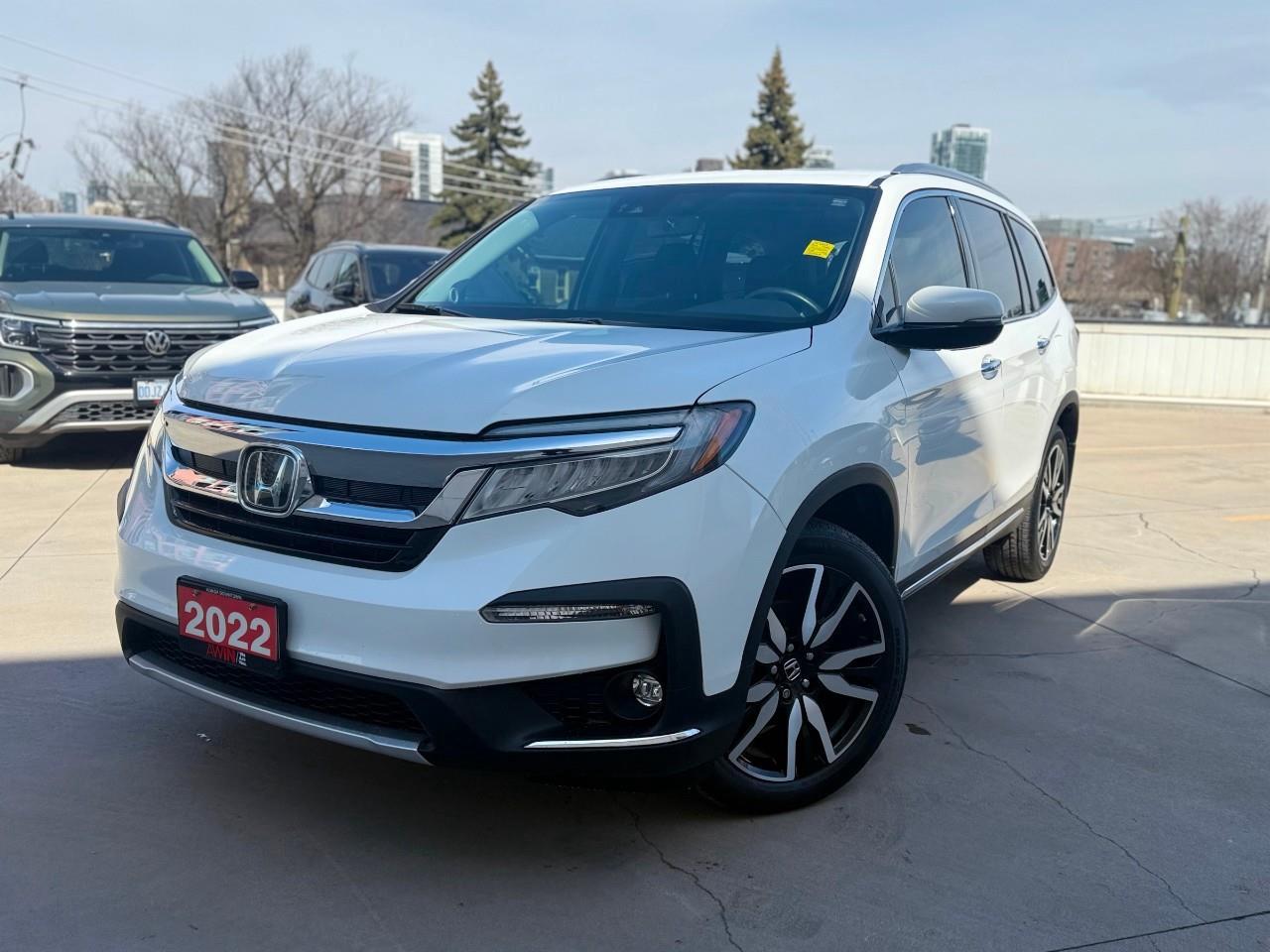 2022 Honda Pilot Touring 8P 4dr All-Wheel Drive Photo