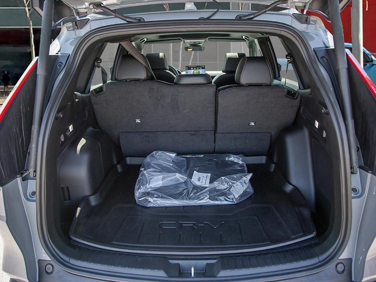 2026 Honda CR-V Hybrid Touring 4dr All-Wheel Drive Photo