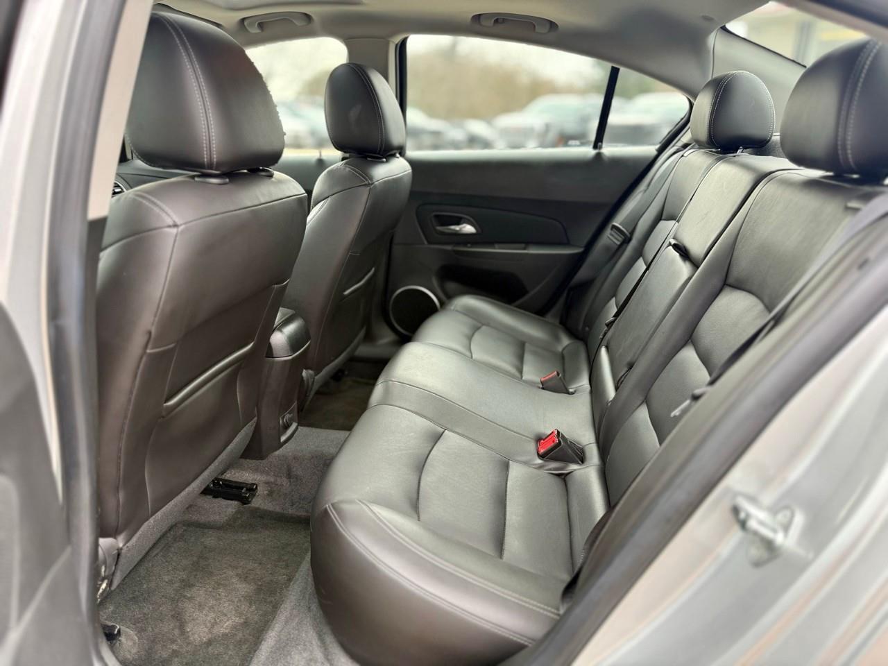 2015 Chevrolet Cruze LT 2LT 4dr Sedan Photo