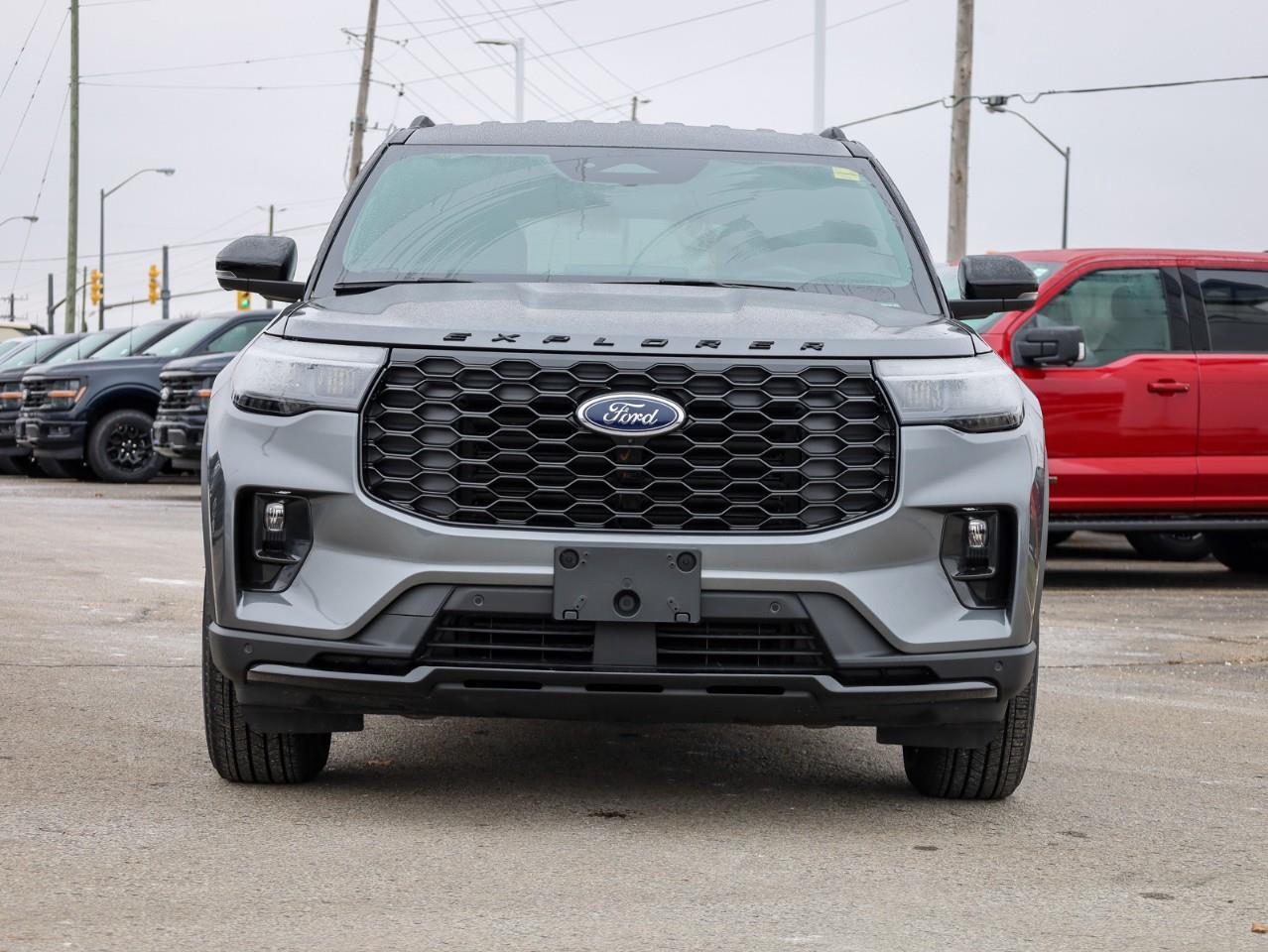 2025 Ford Explorer ST-Line 4dr 4x4 Photo