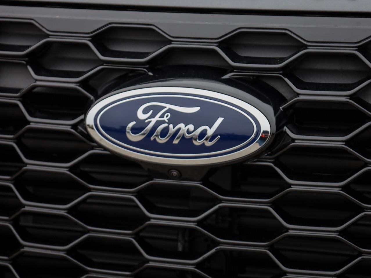 2025 Ford Explorer ST-Line 4dr 4x4 Photo