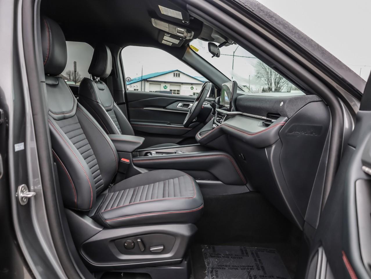 2025 Ford Explorer ST-Line 4dr 4x4 Photo