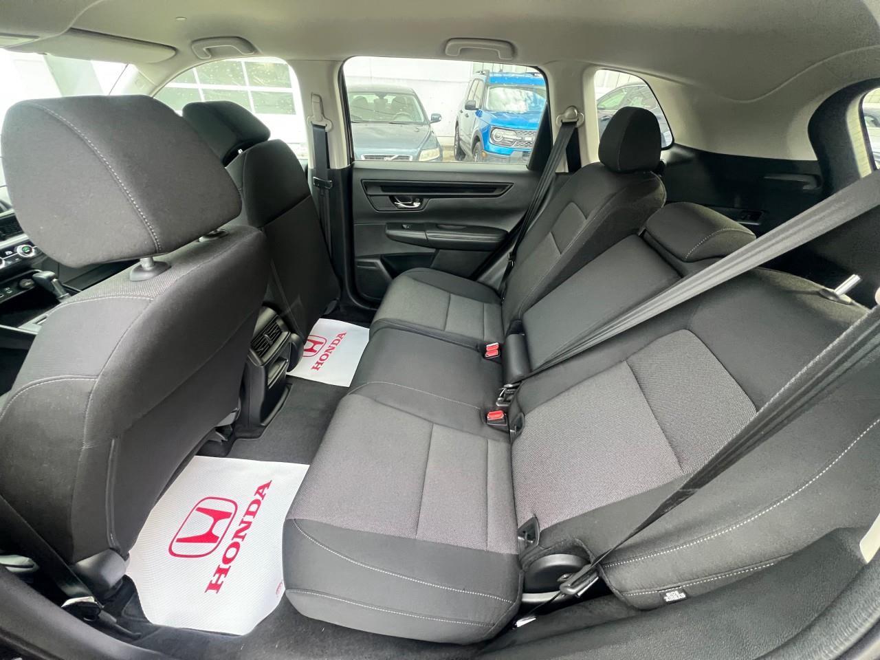 2025 Honda CR-V LX 4dr Front-wheel Drive Photo