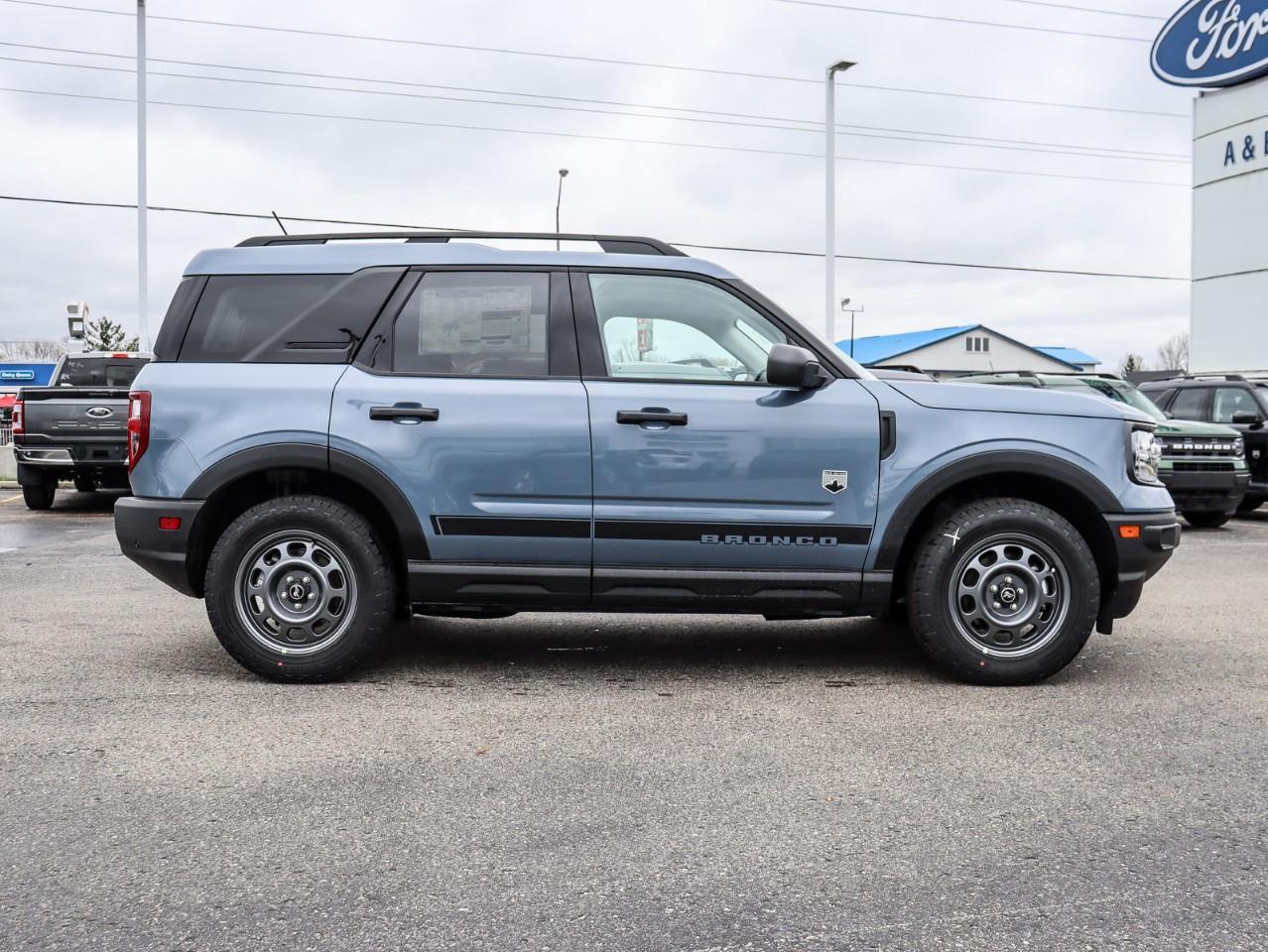 2024 Ford Bronco Sport Big Bend 4dr 4x4 Photo2