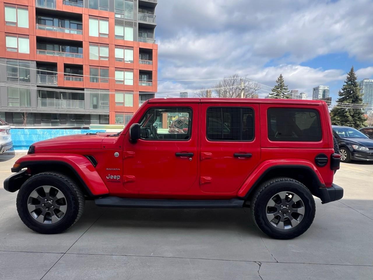 2019 Jeep WRANGLER UNLIMITED Sahara 4dr 4x4 Photo