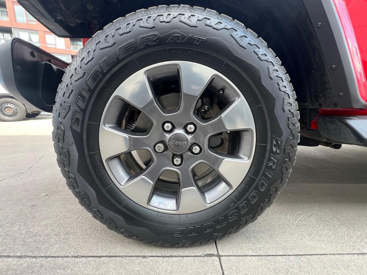 2019 Jeep WRANGLER UNLIMITED Sahara 4dr 4x4 Photo