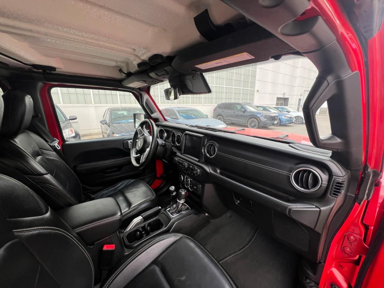 2019 Jeep WRANGLER UNLIMITED Sahara 4dr 4x4 Photo