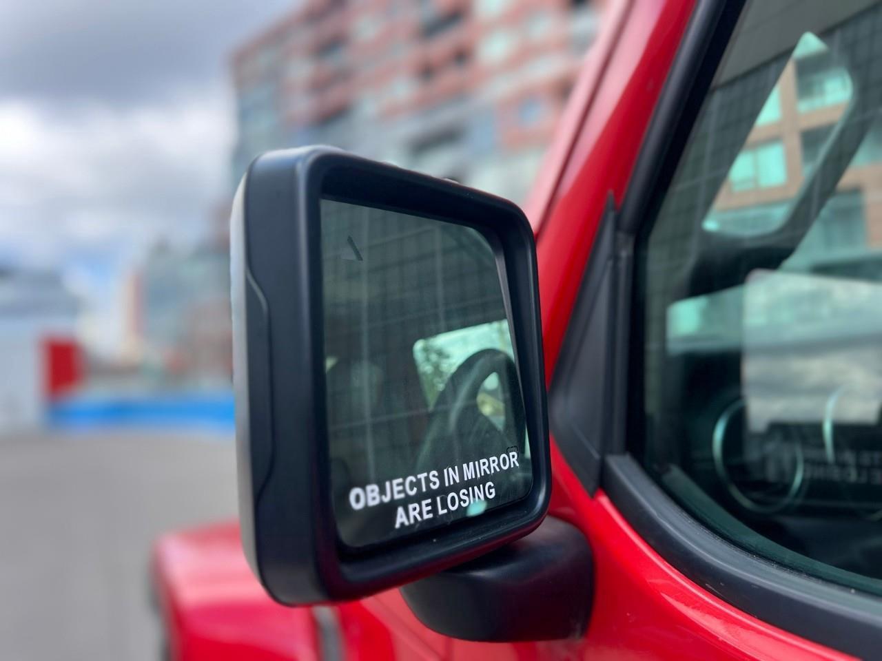 2019 Jeep WRANGLER UNLIMITED Sahara 4dr 4x4 Photo