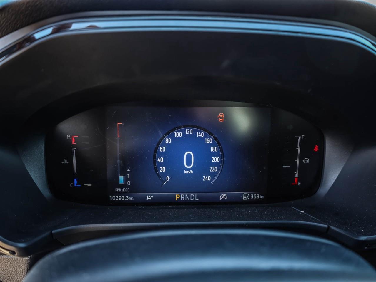 2025 Ford Escape ST-Line 4dr All-Wheel Drive Photo