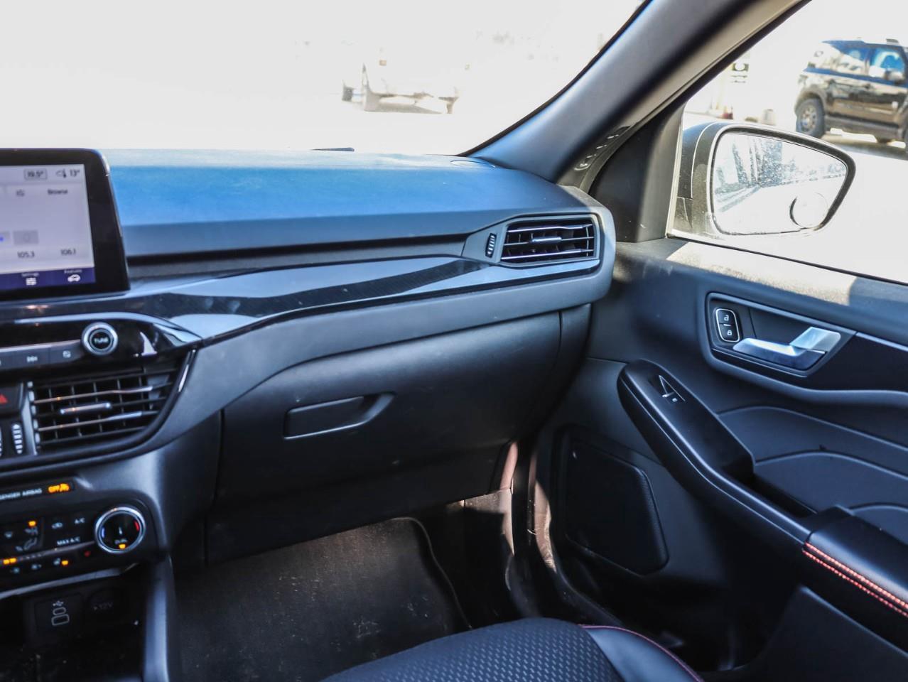 2025 Ford Escape ST-Line 4dr All-Wheel Drive Photo